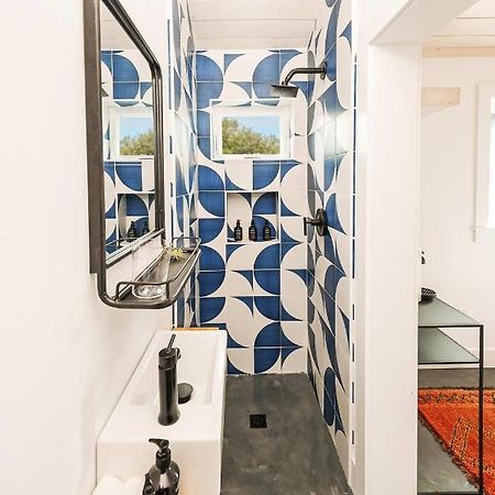 Mini Shortboard Room With A Queen Bed Stinson Beach Extérieur photo